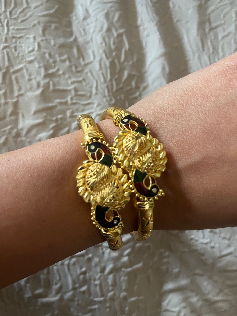 Gold-Tone Floral Enamel Women’s Bracelet Set